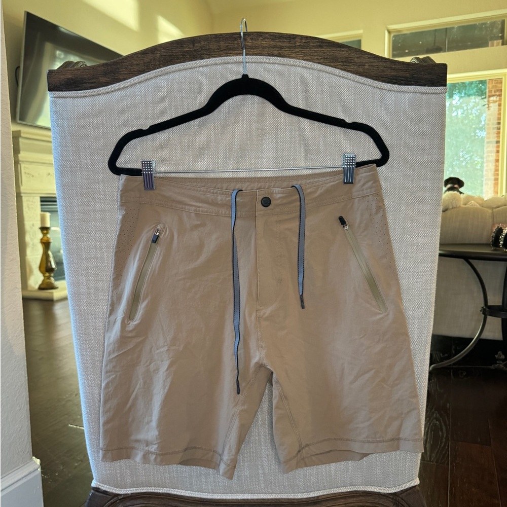 Mack Weldon shorts size 34